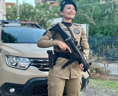 Itabuna: Policial Militar e influencer Alba Matos cumprirá detenção por violação de preceitos éticos