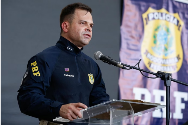 Alexandre de Moraes manda soltar Silvinei Vasques, ex-diretor da PRF