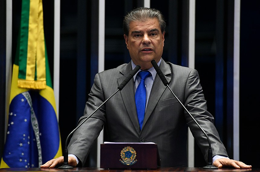 Projeto que isenta bolsa de estudo do Imposto de Renda vai à CE