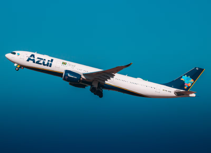 Com R$ 35 bilhões em dívidas, Azul anuncia recuperação judicial nos EUA