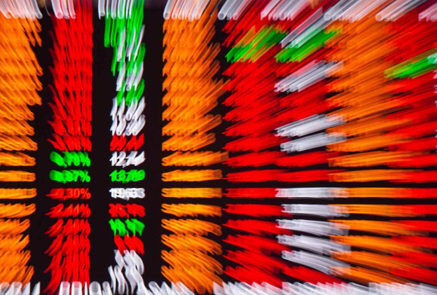 Ibovespa tem queda modesta com Petrobras amortecendo aversão a risco com Oriente Médio