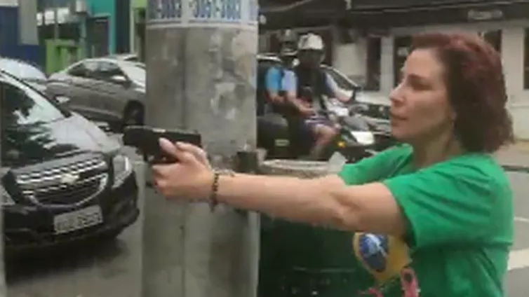 STF retoma julgamento de Zambelli por perseguição com arma