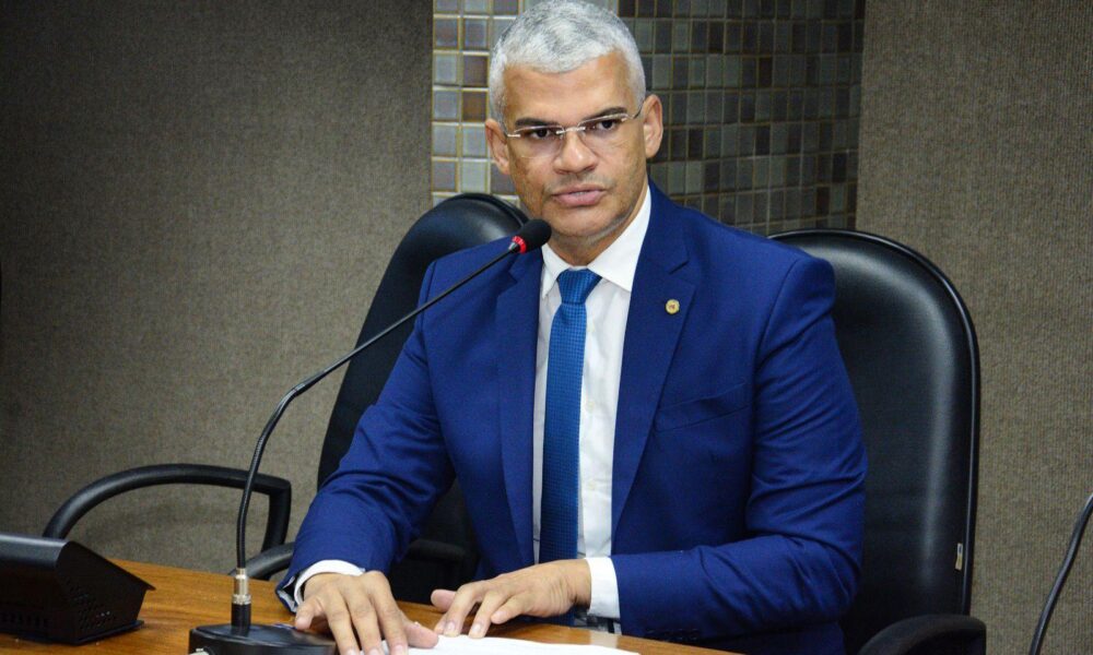 Pablo Roberto dá um recuo político e concentra na educação