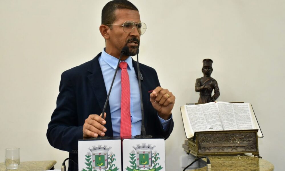 Pastor Valdemir critica Cacá Leão pela falta de diálogo na escolha da direção do Progressistas