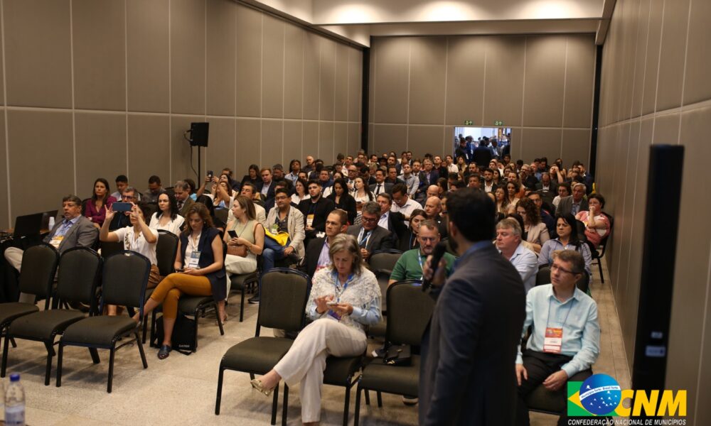 Debates sobre Previdência na XXVII Marcha buscam soluções para dívida bilionária e prazos de 2026