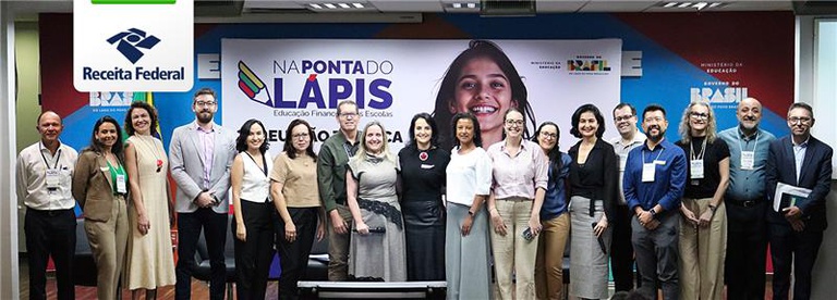 Receita participa do Programa Na Ponta do Lápis e fortalece diálogo com redes de ensino