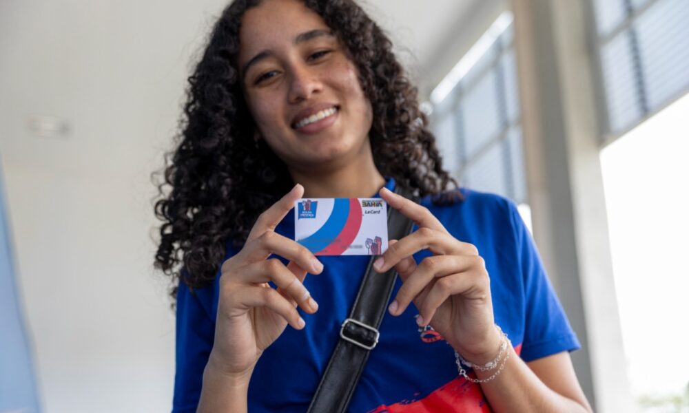 Parcela de maio do Bolsa Presença já está disponível para mais de 352 mil estudantes da rede estadual