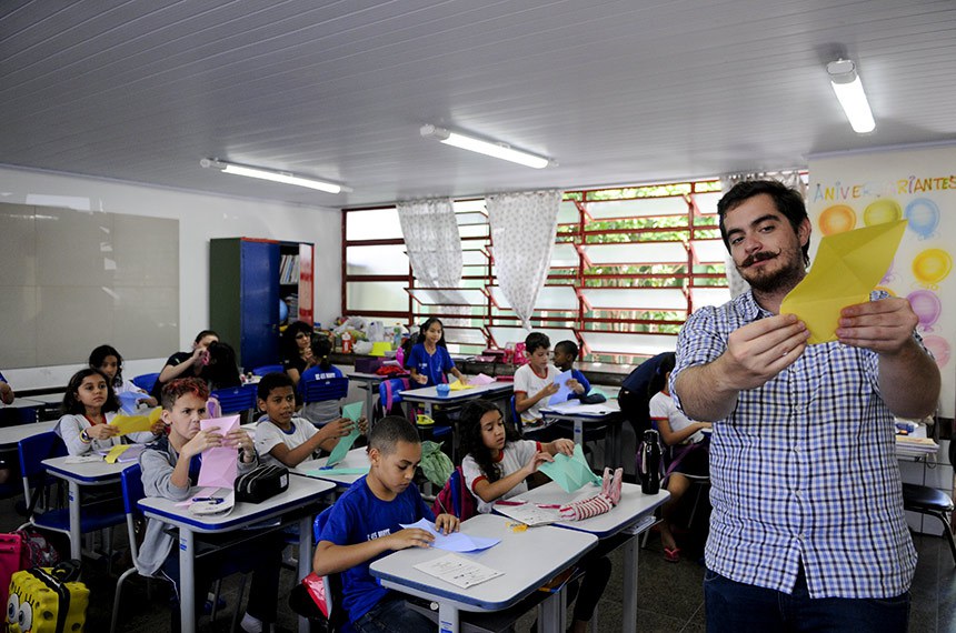 Lei inclui educação política e cidadania no currículo da educação básica