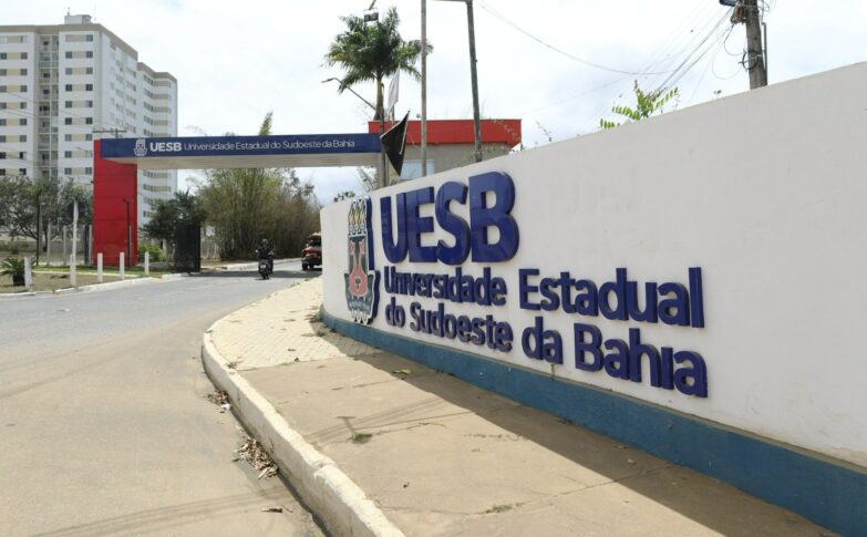 UESB abre inscrições e pedidos de isenção do vestibular 2027
