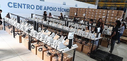 Eleições 2026: TRE-BA inicia preparação das urnas para o 2º turno